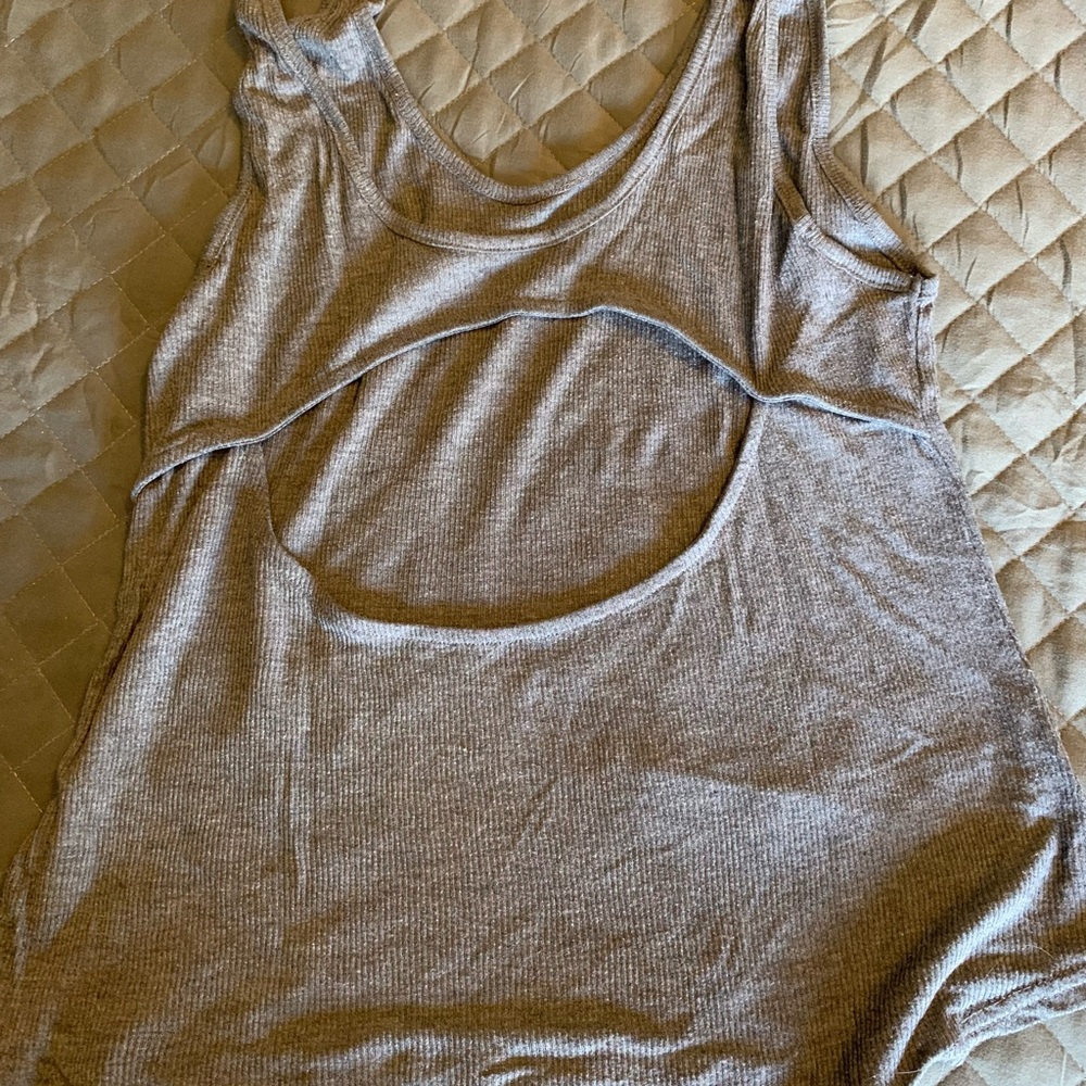 ~🎉HP🎉~ ALO YOGA Ribbed Tank - Picture 2 of 4